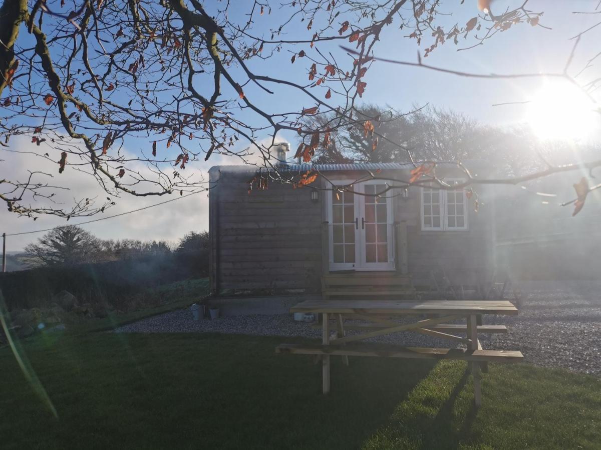 Elvan Farm Shepherd'S Hut Villa Exeter Exterior photo